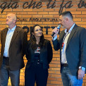 Café com expositores marca o encerramento da Sicredi Indumóveis 2025