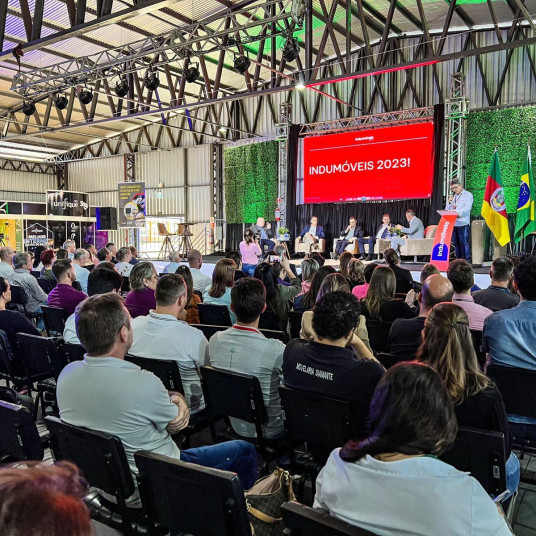 Realizada audiência pública da Frente Parlamentar do Setor Moveleiro Gaúcho